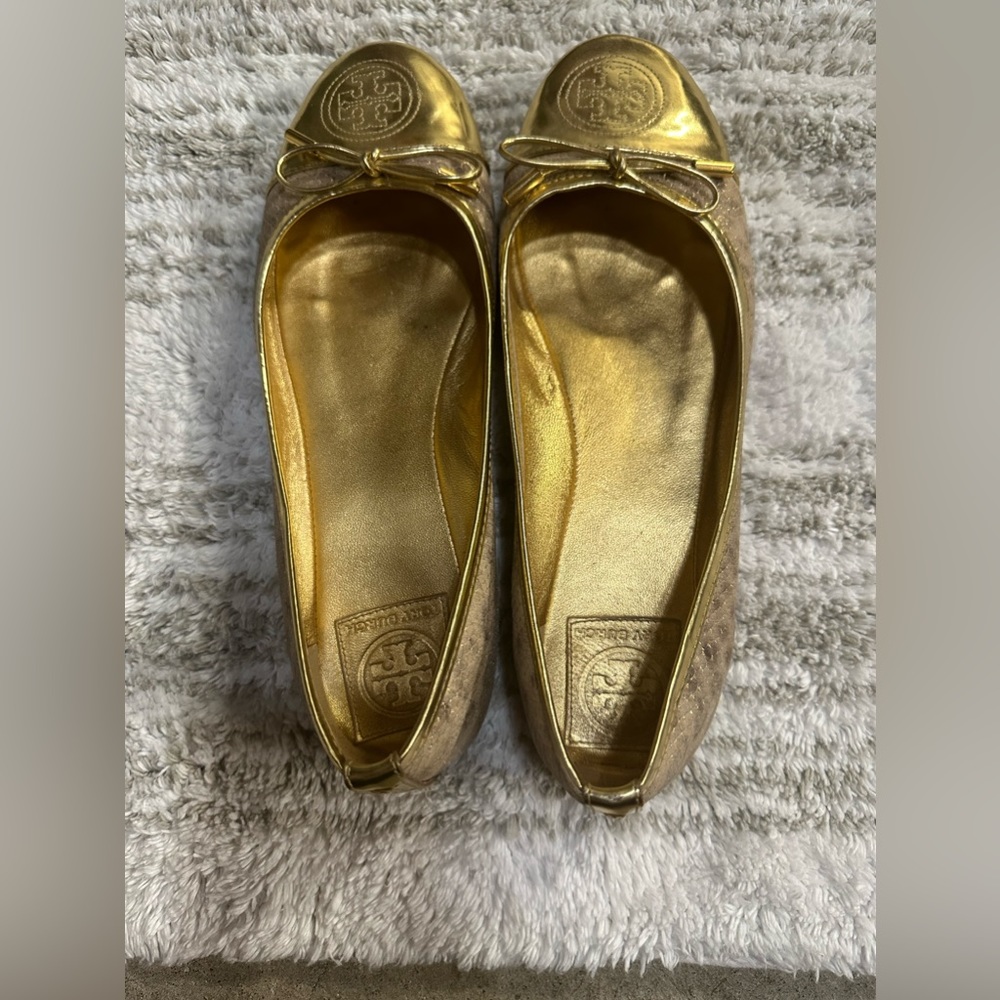 USED— Tory Burch Gold toe ballet flats Sz 9.5